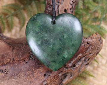 Heart carved from Kawakawa Pounamu - NZ Greenstone