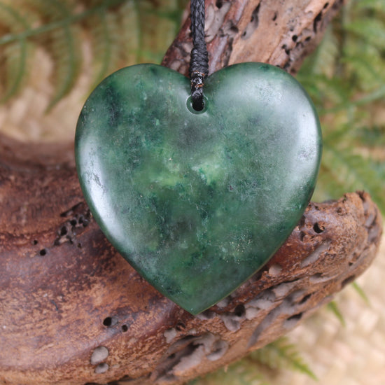 Heart carved from Kawakawa Pounamu - NZ Greenstone