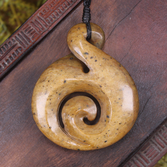 Flower Jade Koru Twist Pounamu - NZ Greenstone