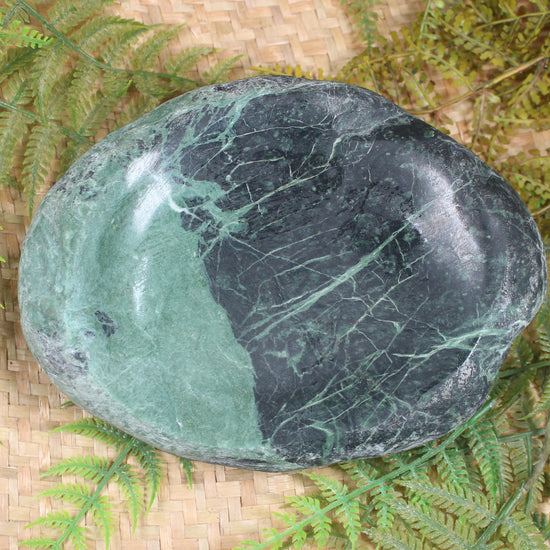 NZ Serpentine Bowl