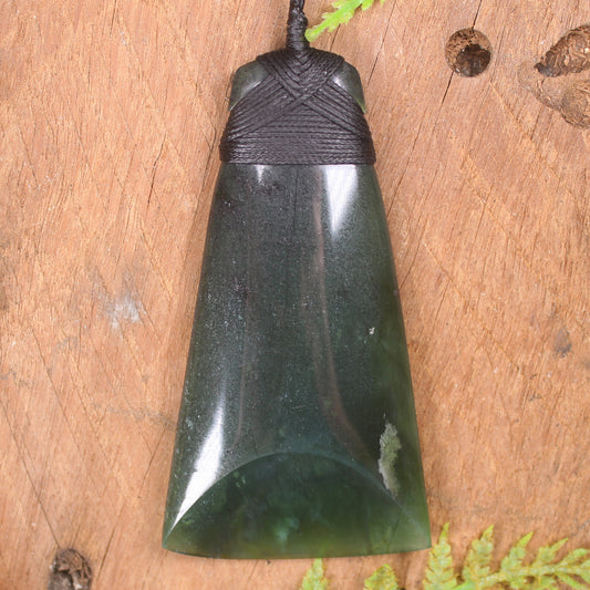 Toki or Adze Pendant carved from Tangiwai Pounamu - NZ Greenstone