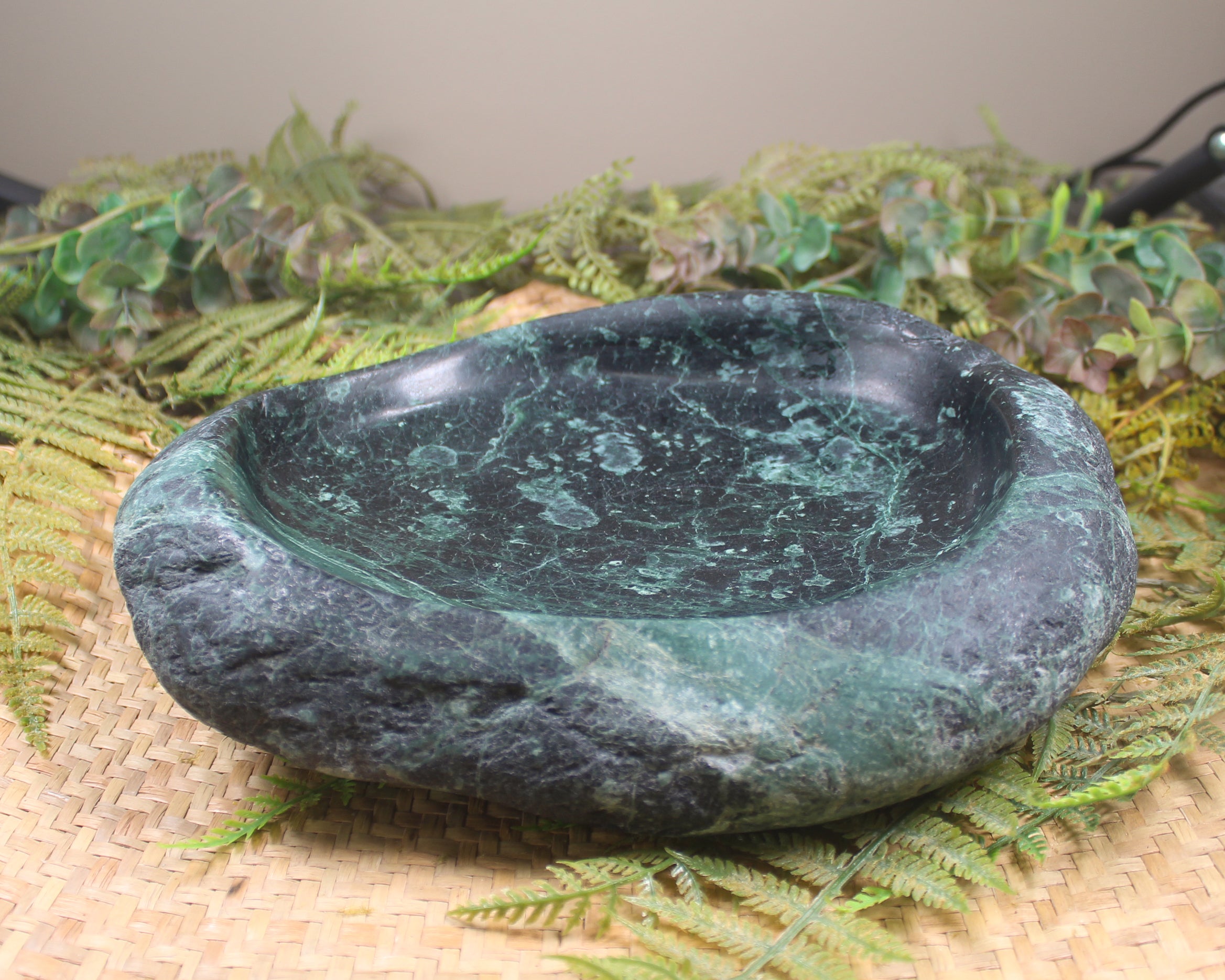 NZ Serpentine Bowl