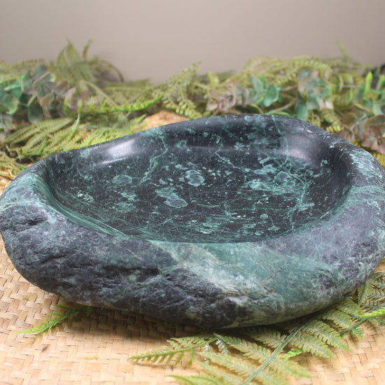 NZ Serpentine Bowl