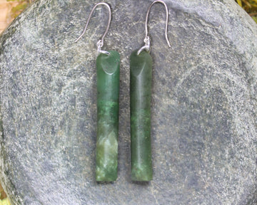 Toki Earrings carved from Hapopo Pounamu - NZ Greenstone
