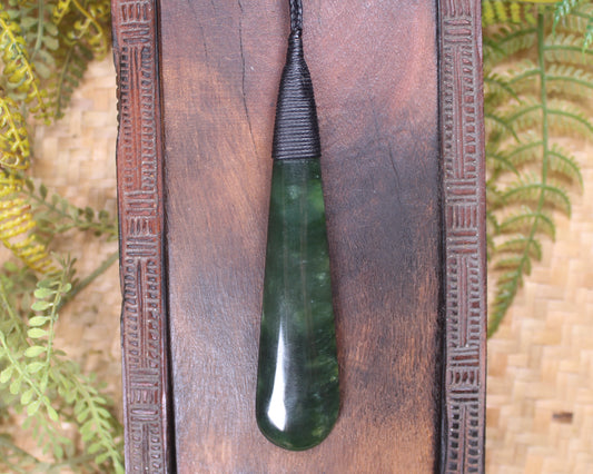 Kawakawa Pounamu Roimata Pendant - NZ Greenstone
