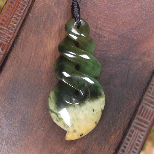 Twist or Pikorua carved from Flower Jade Pounamu - NZ Greenstone