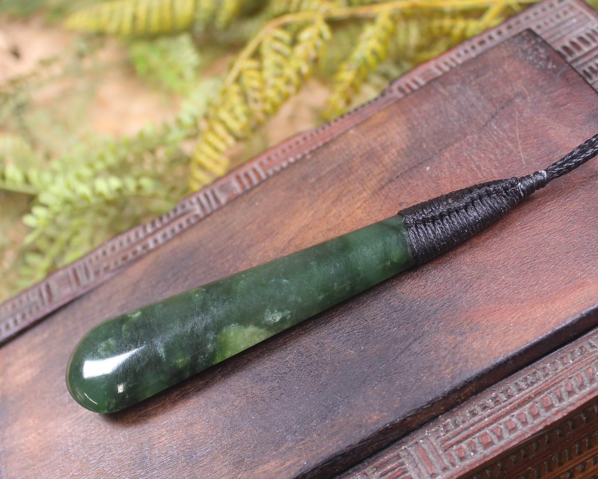 Kawakawa Pounamu Roimata Pendant - NZ Greenstone