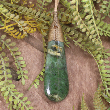 Flower Jade Pounamu - NZ Greenstone