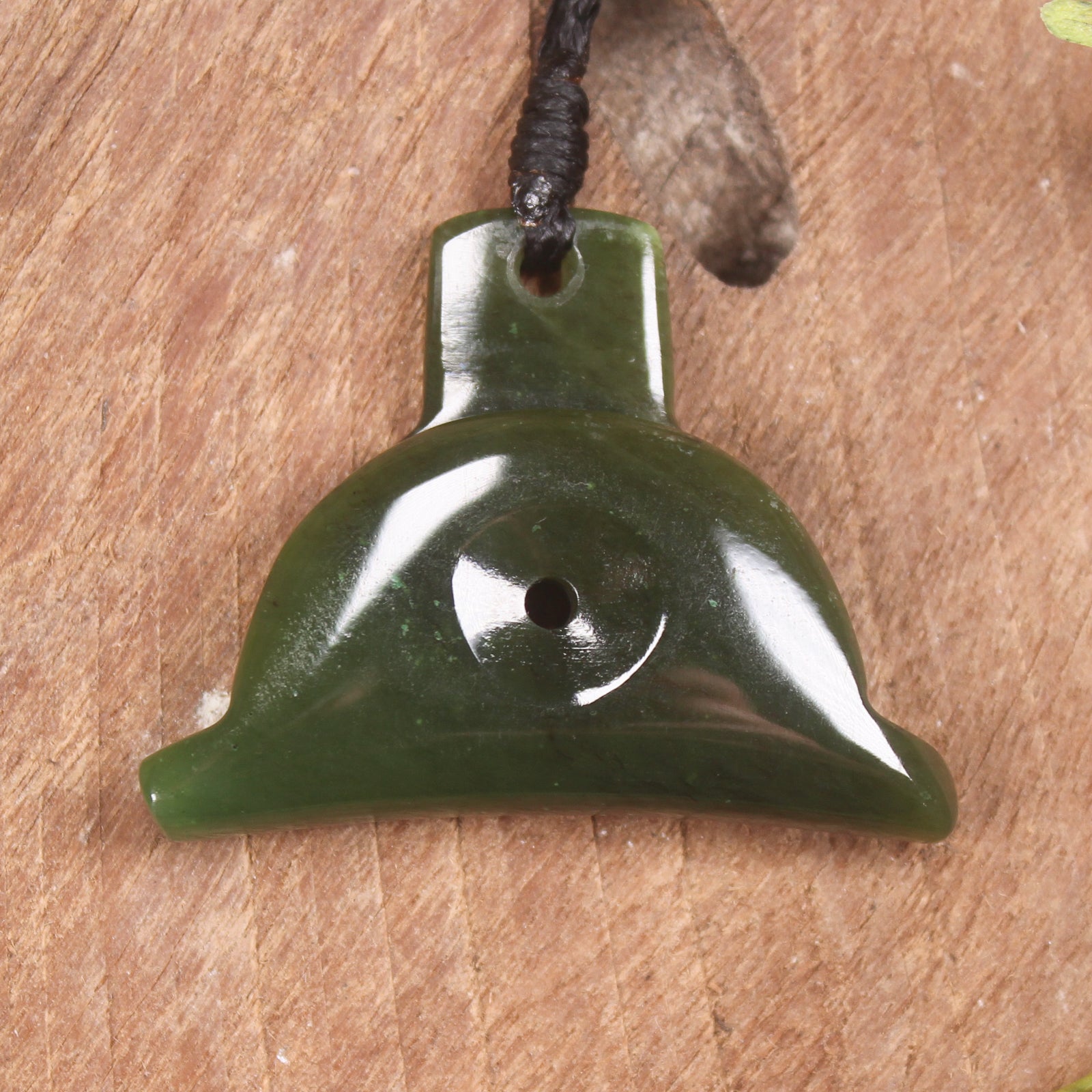 Dog Whistle carved from Kawakawa Pounamu - NZ Greenstone