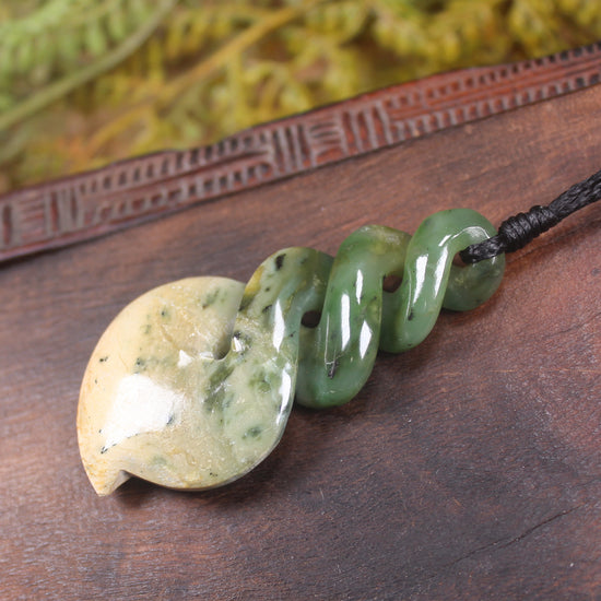 Twist or Pikorua carved from Flower Jade Pounamu - NZ Greenstone