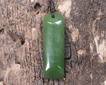 Hapopo Pounamu Toki - NZ Greenstone