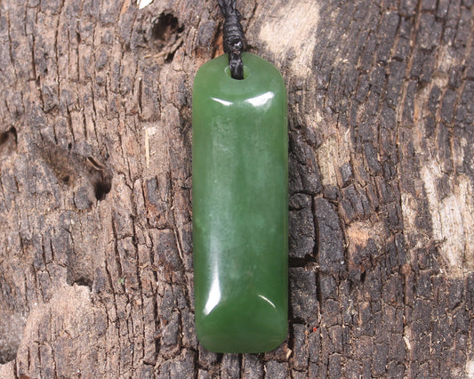 Hapopo Pounamu Toki - NZ Greenstone