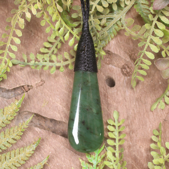 Roimata or Teardop carved from Hapopo Pounamu - NZ Greenstone