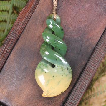 Twist or Pikorua carved from Flower Jade Pounamu - NZ Greenstone