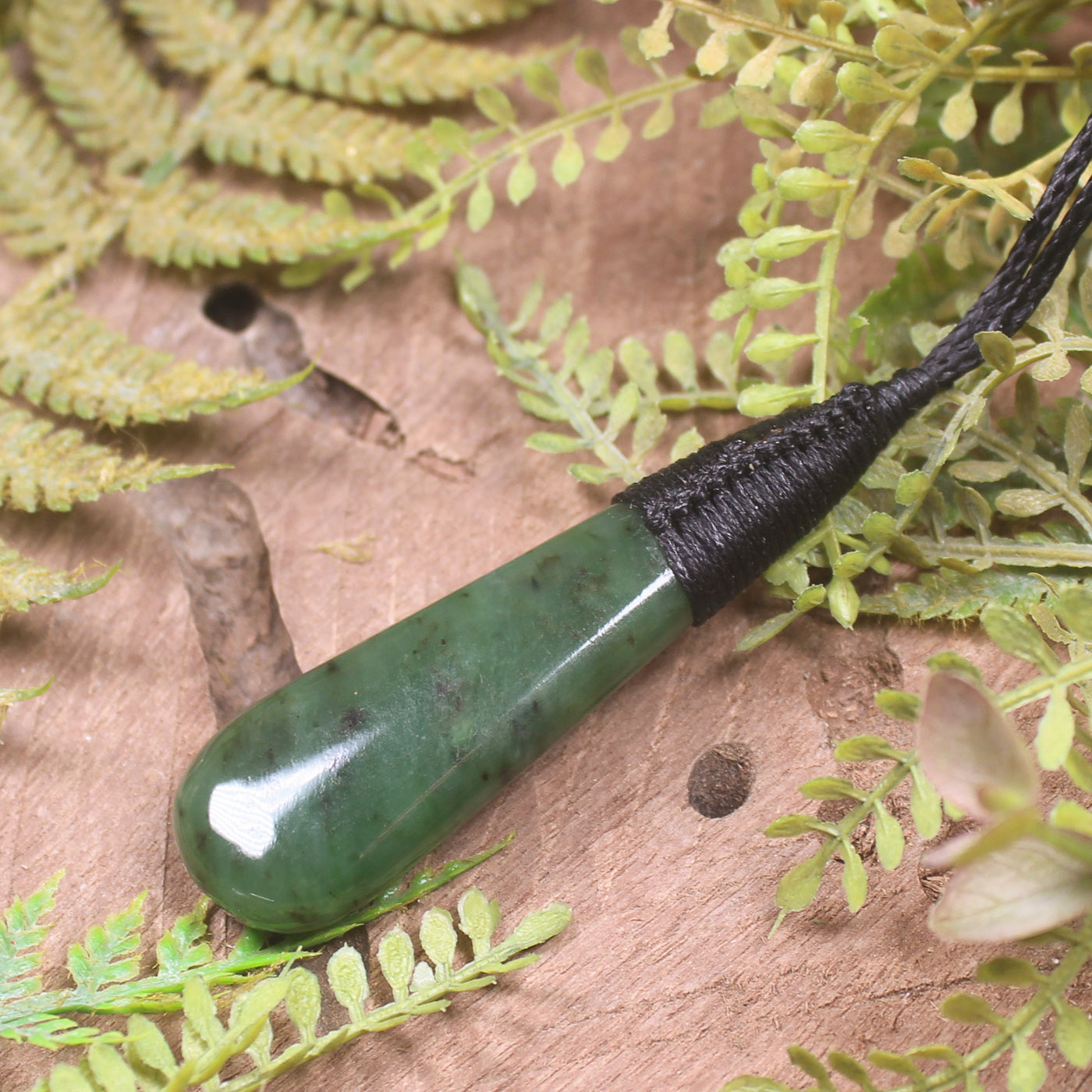 Roimata or Teardop carved from Hapopo Pounamu - NZ Greenstone