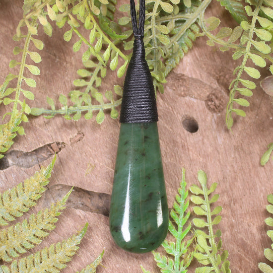 Roimata or Teardop carved from Hapopo Pounamu - NZ Greenstone