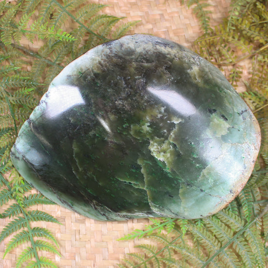 Freeform Rimu Pounamu Sculpture