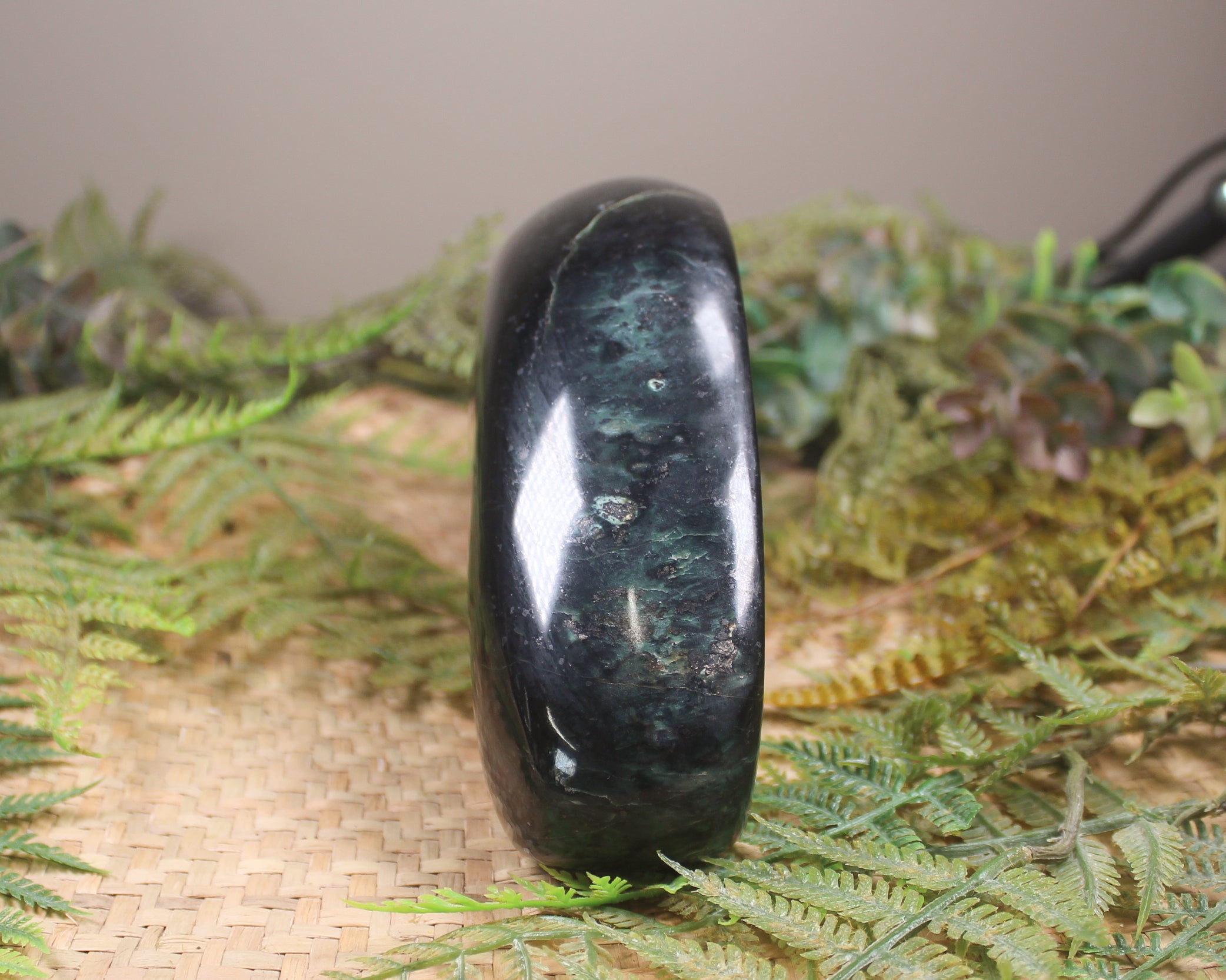 Freeform Serpentine Pounamu Sculpture - NZ Greenstone