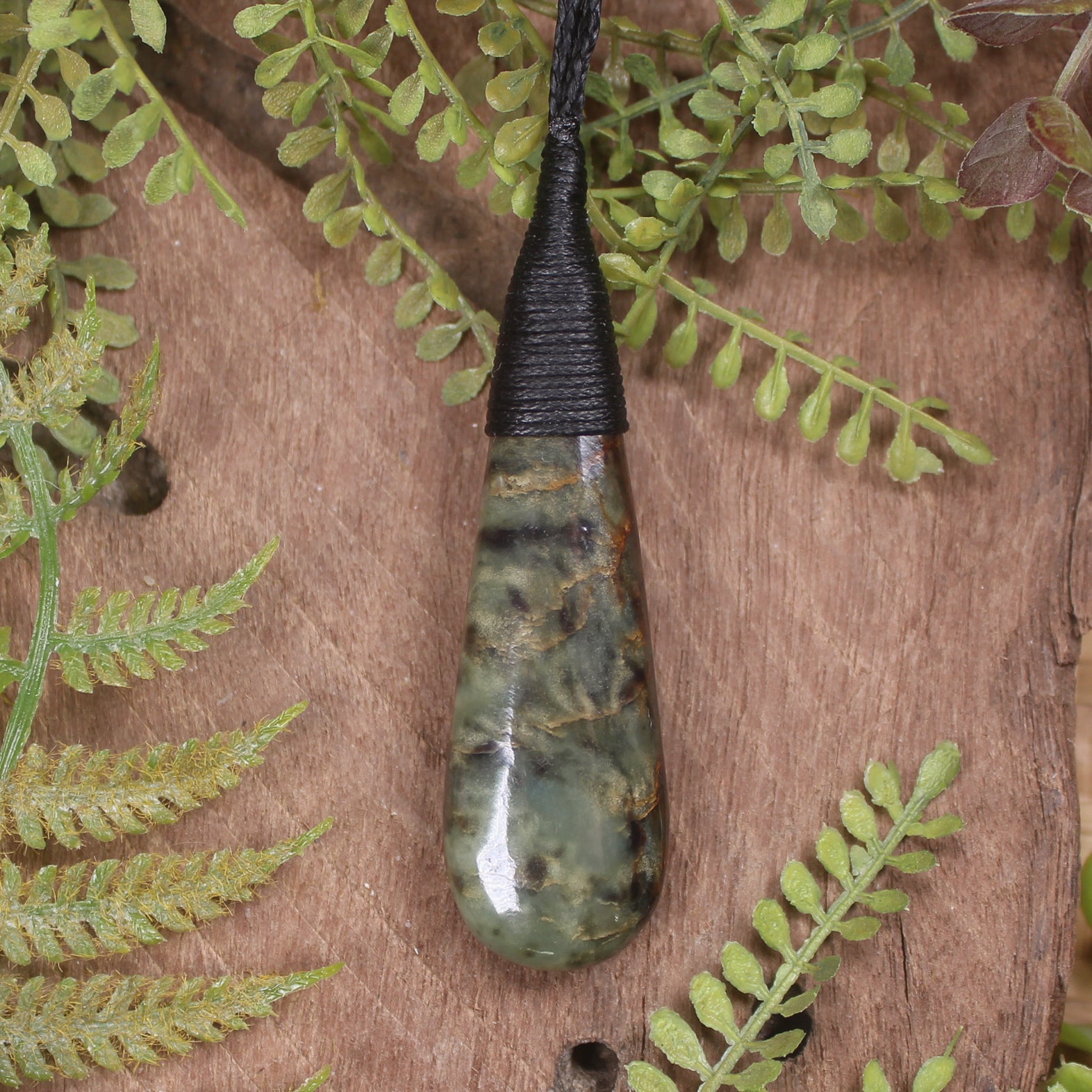 Roimata or Teardop carved from Totoweka Pounamu - NZ Greenstone