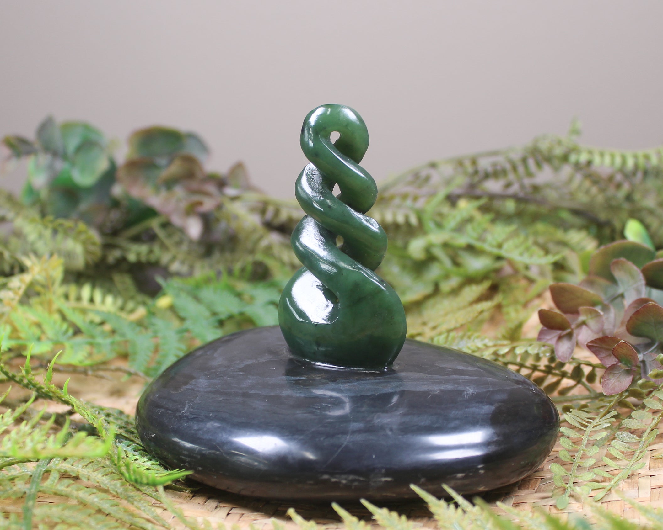 Twist Sculpture carved from Hapopo Pounamu - NZ Greenstone