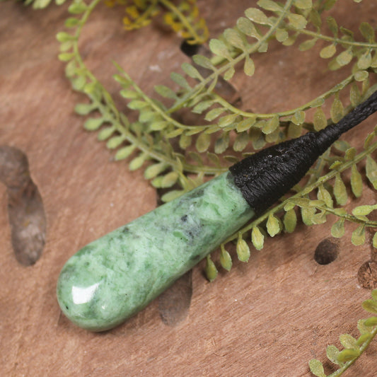 Roimata or Teardop carved from Hapopo Pounamu - NZ Greenstone