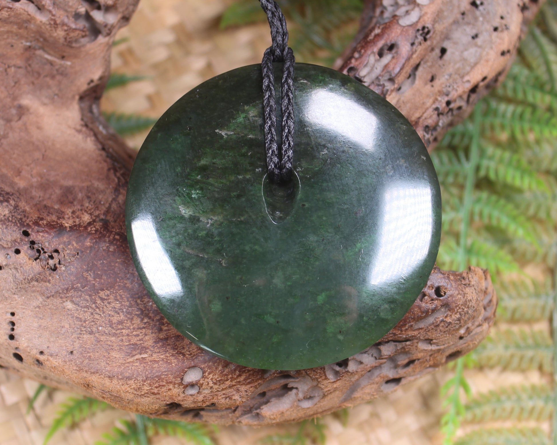 Porowhita or Pi Stone carved from Kawakawa Pounamu - NZ Greenstone