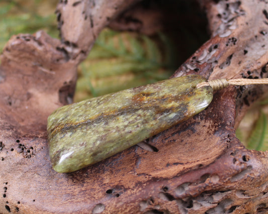 Totoweka Pounamu Toki