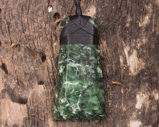 Toki or Adze carved from Douglas Creek - NZ Greenstone