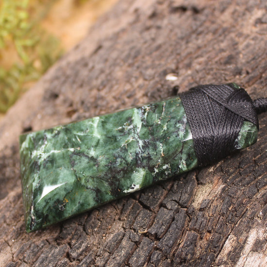 Toki or Adze carved from Douglas Creek - NZ Greenstone