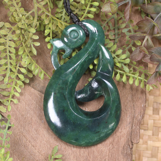 Manaia pendant carved from Kawakawa Pounamu - NZ Greenstone