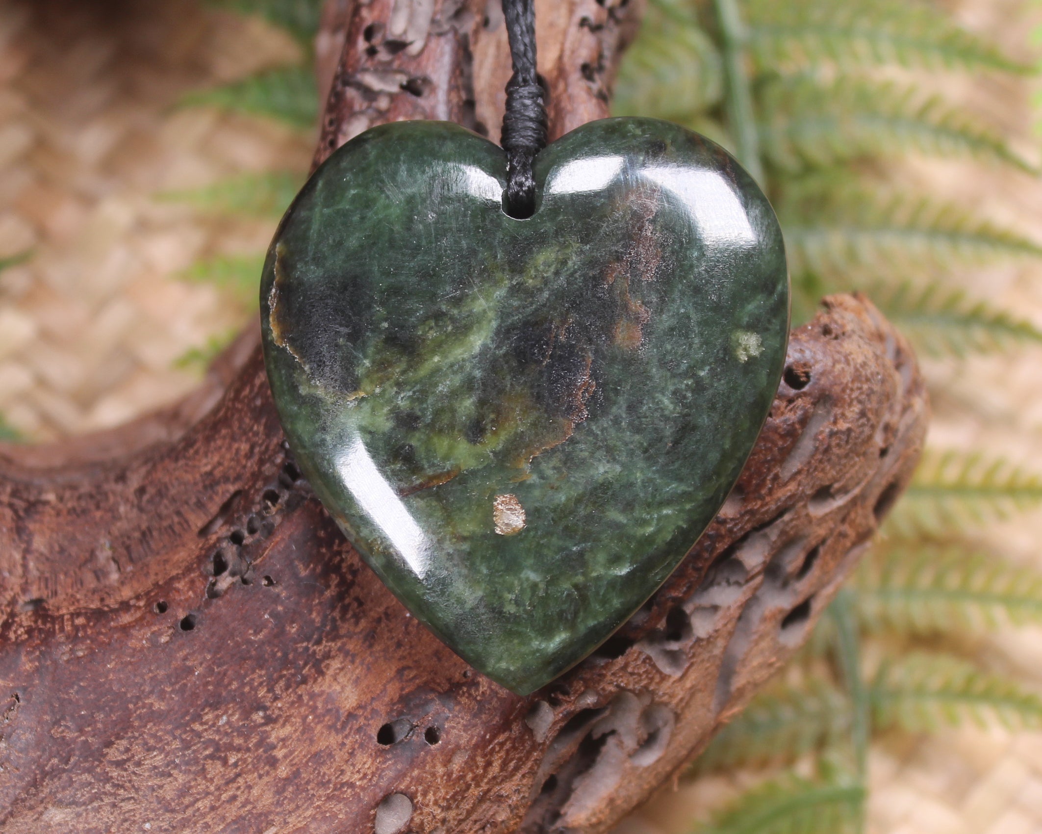 Heart carved from Hapopo Pounamu - NZ Greenstone