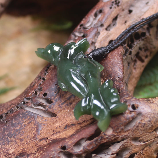 Dolphin or Aihe Pendant - Kawakawa Pounamu - NZ Greenstone