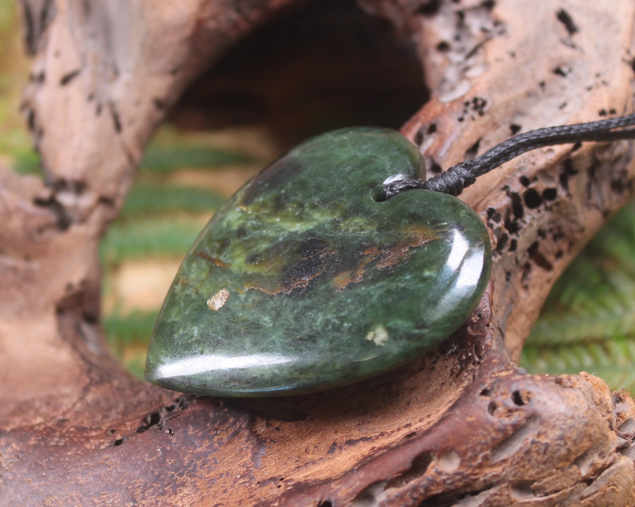 Heart carved from Hapopo Pounamu - NZ Greenstone