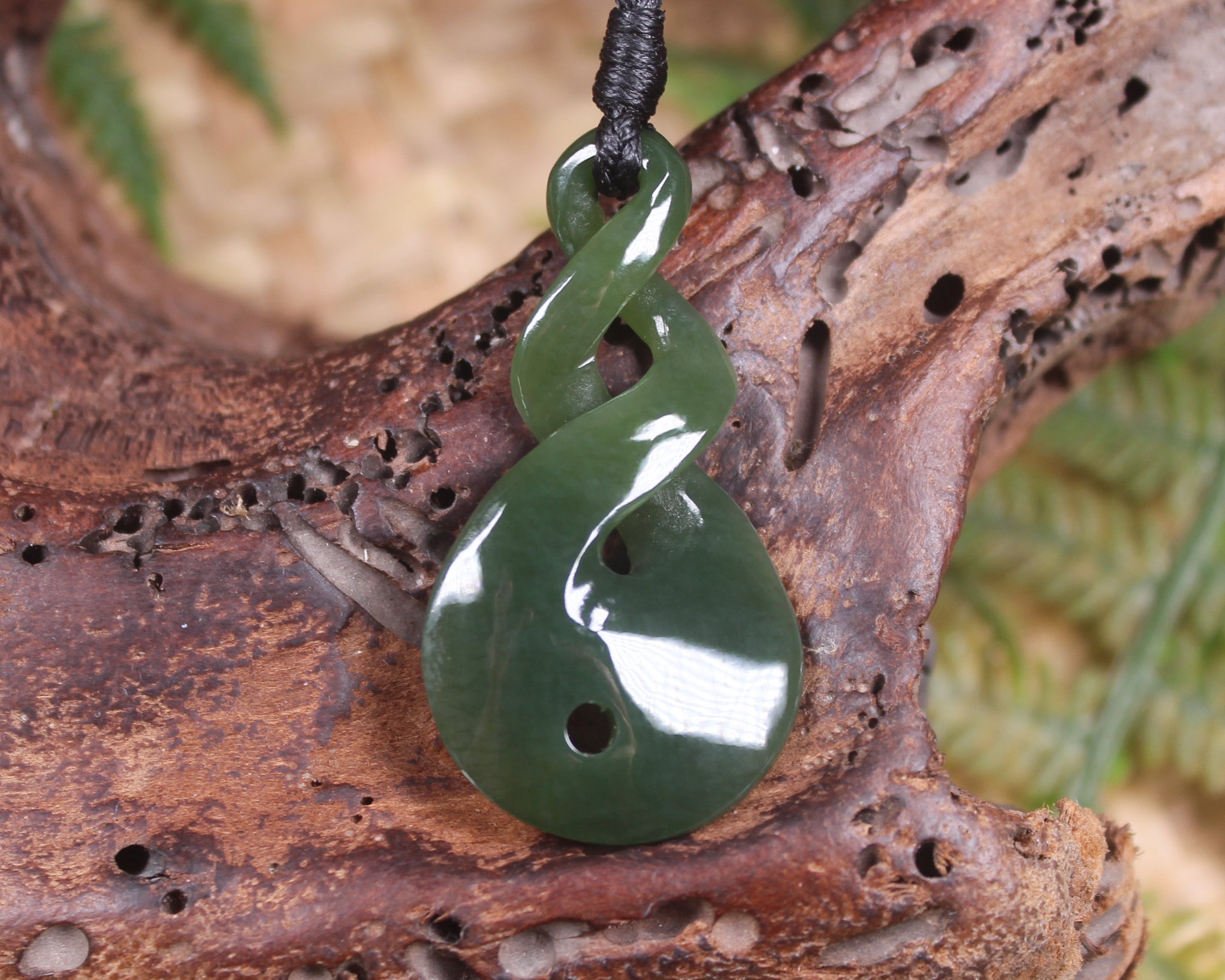 Koru Twist carved from Inanga Pounamu - NZ Greenstone