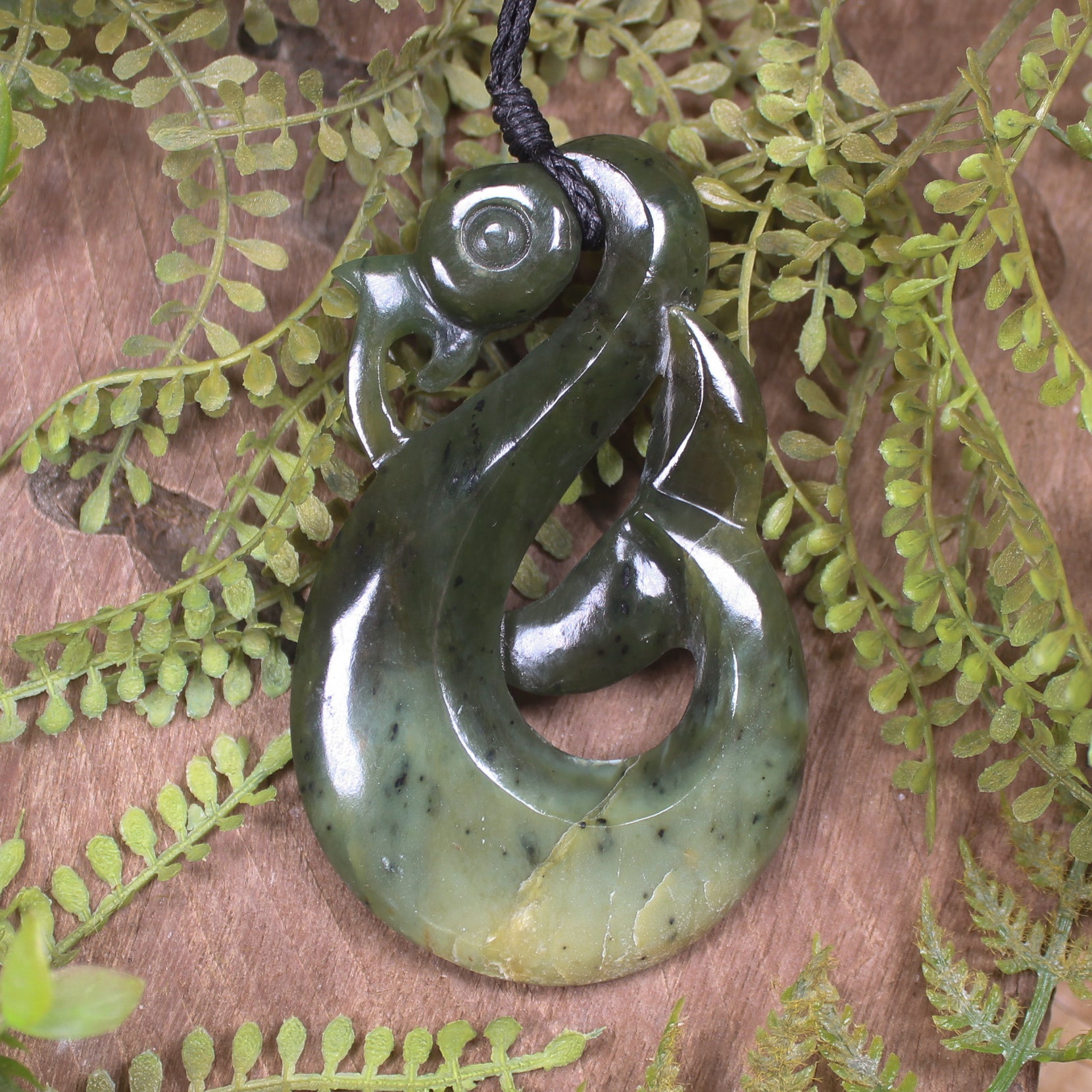 Manaia pendant carved from Rimu Pounamu - NZ Greenstone