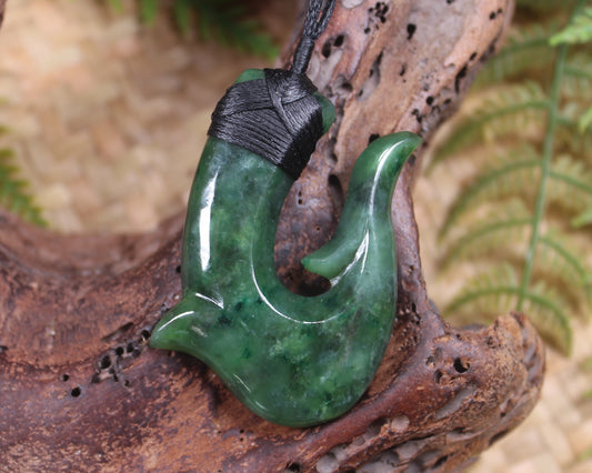 Hei Matau or Fish Hook carved from Kawakawa Pounamu - NZ Greenstone