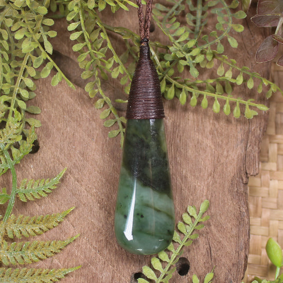 Roimata or Teardop carved from Hapopo Pounamu - NZ Greenstone