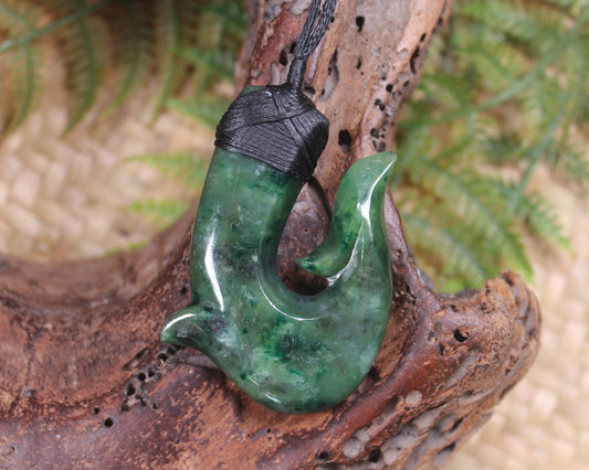 Hei Matau or Fish Hook carved from Kawakawa Pounamu - NZ Greenstone