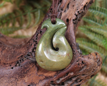 Hei Matau Pounamu Pendant