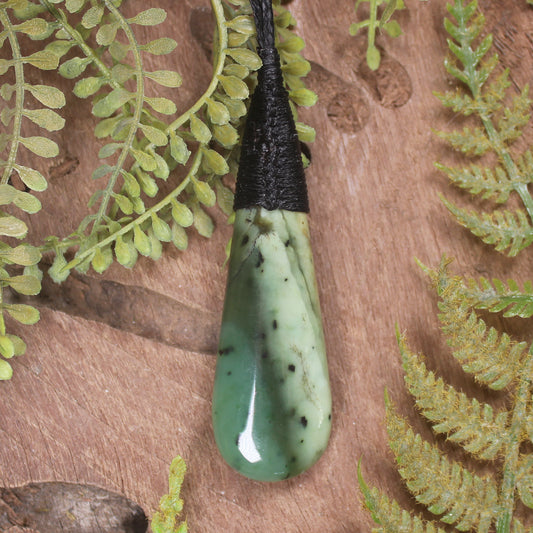 Roimata or Teardop carved from Hapopo Pounamu - NZ Greenstone