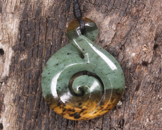 Koru Twist carved from Flower Jade Pounamu - NZ Greenstone