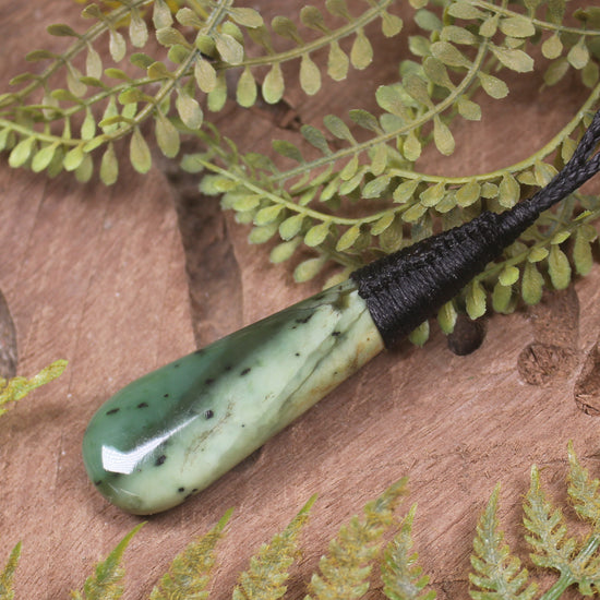 Roimata or Teardop carved from Hapopo Pounamu - NZ Greenstone