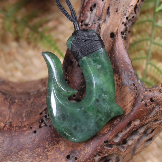 Hei Matau or Fish Hook carved from Kawakawa Pounamu - NZ Greenstone