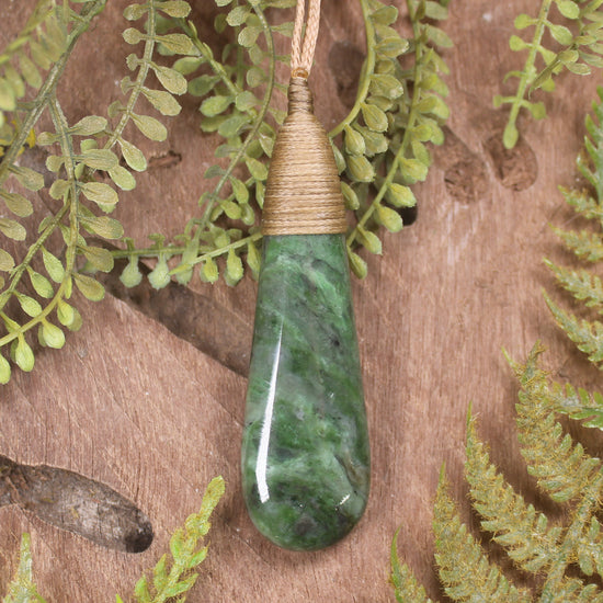 Flower Jade Pounamu - NZ Greenstone