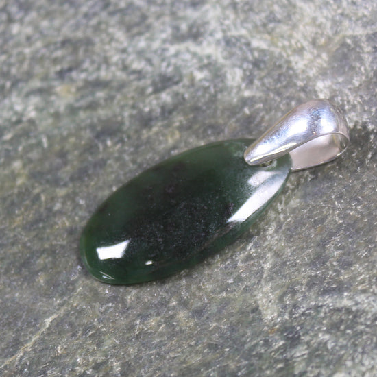 Rimu Pounamu pendant set in Sterling Silver - NZ Greenstone