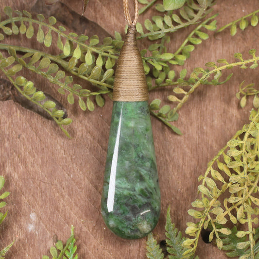 Roimata or Teardop carved from Hapopo Pounamu - NZ Greenstone