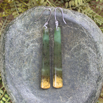 Roimata or Teardrop earrings carved from Raukaraka Pounamu - NZ Greenstone