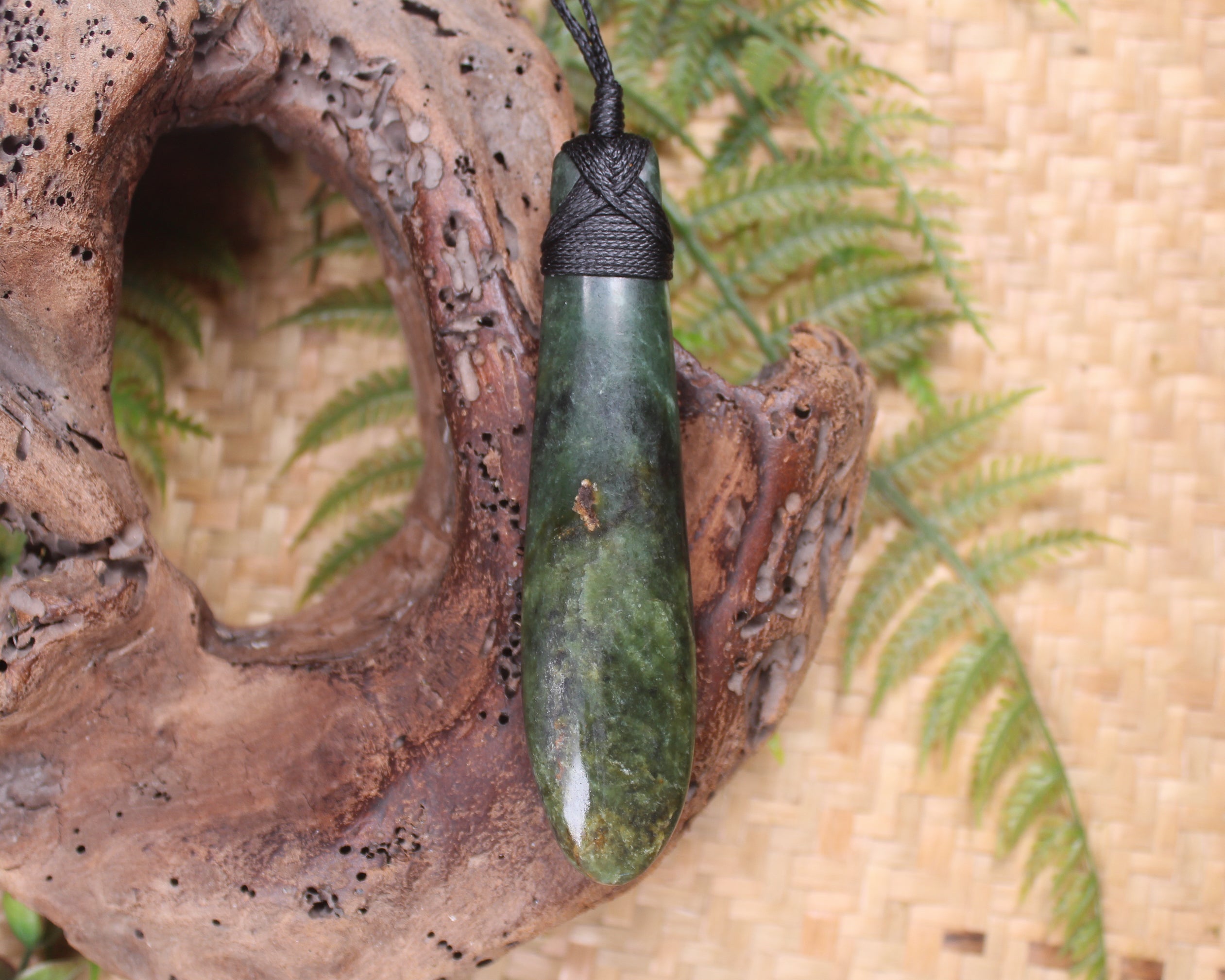 NZ Greenstone XLarge Roimata Pendant (BB951) Hapopo Pounamu