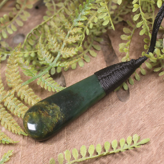 Flower Jade Pounamu - NZ Greenstone