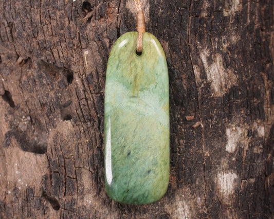 Toki or Adze Pendant carved from Flower Jade Pounamu - NZ Greenstone